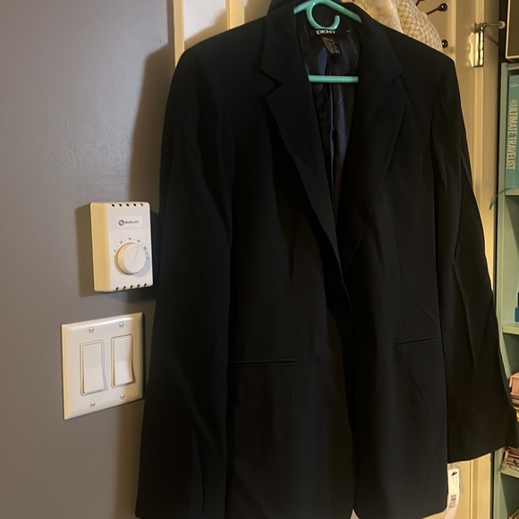 DKNY Blazers - Picture 2 of 9
